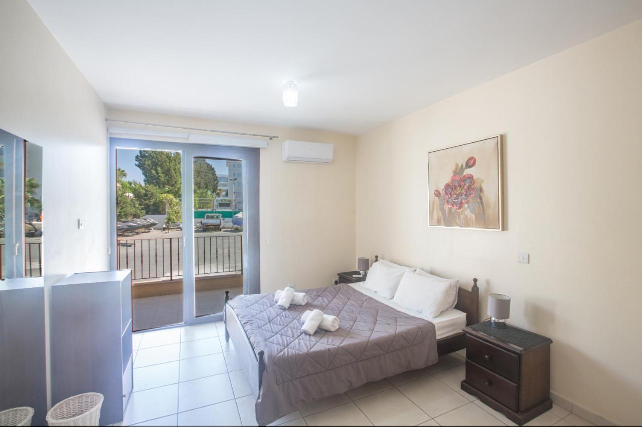 Napiana Apartments Ajia Napa Zewnętrze zdjęcie