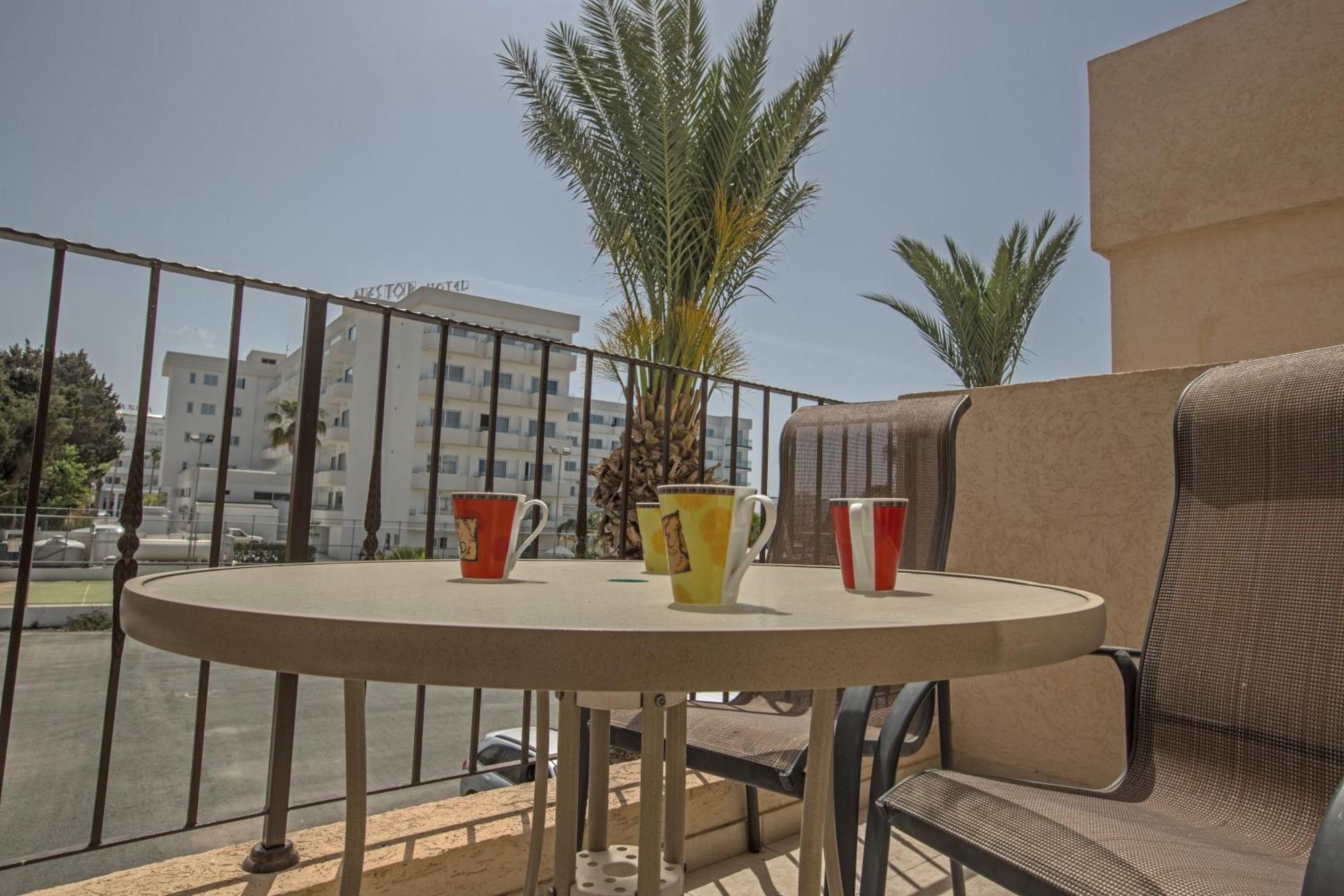 Napiana Apartments Ajia Napa Pokój zdjęcie