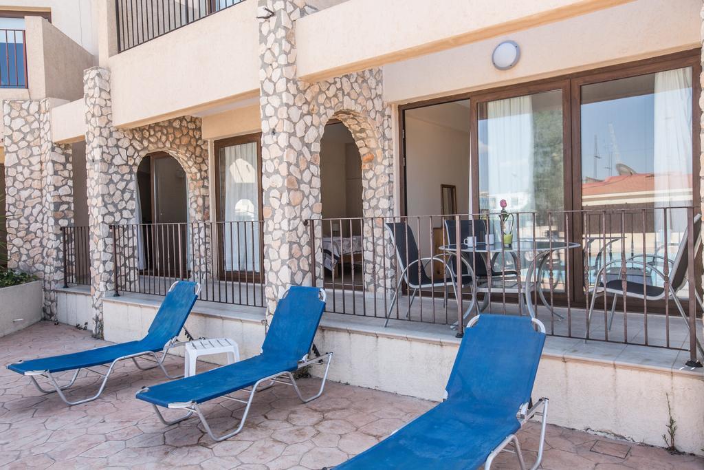 Napiana Apartments Ajia Napa Zewnętrze zdjęcie